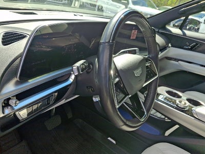 2024 Cadillac LYRIQ Luxury 3