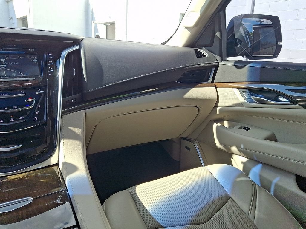2020 Cadillac Escalade Luxury
