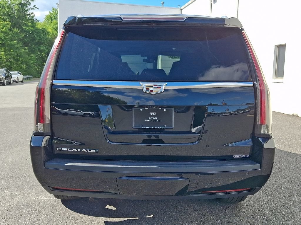 2020 Cadillac Escalade Luxury