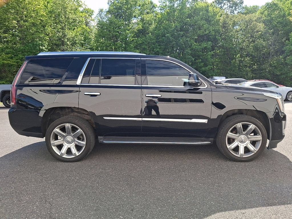 2020 Cadillac Escalade Luxury
