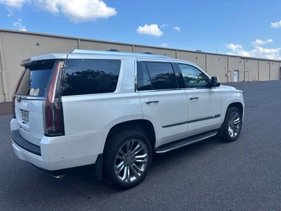 2018 Cadillac Escalade Luxury