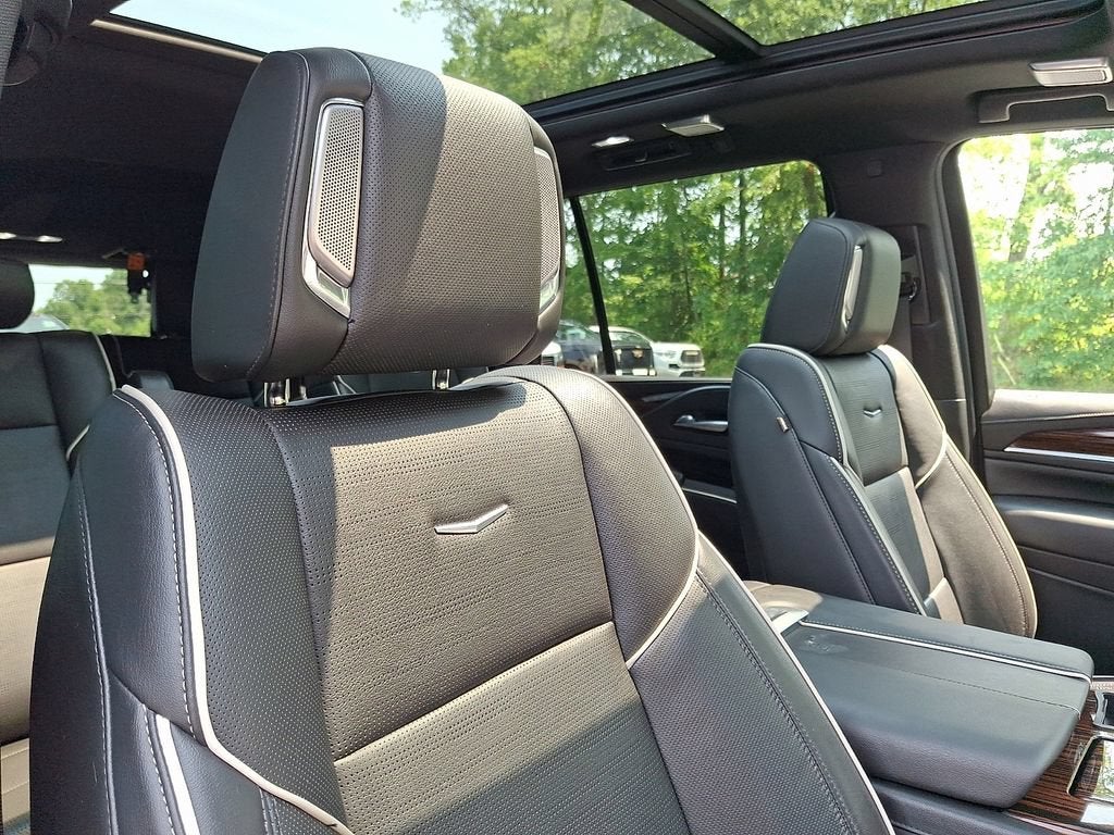 2022 Cadillac Escalade Premium Luxury