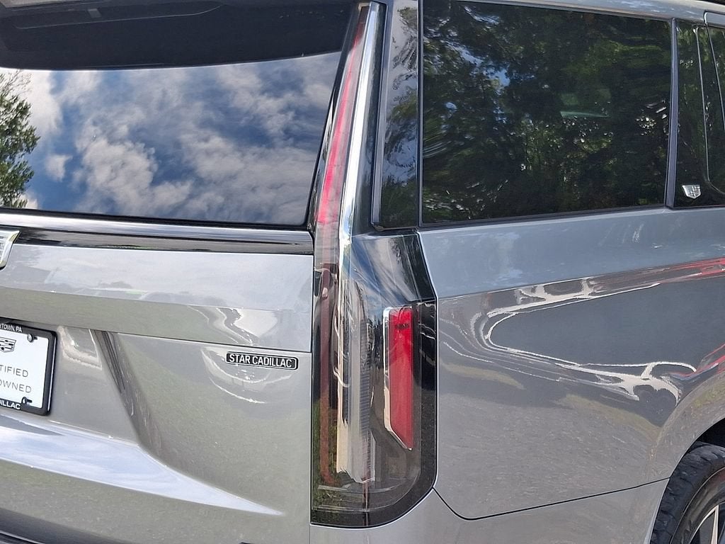 2023 Cadillac Escalade 4WD Sport Platinum