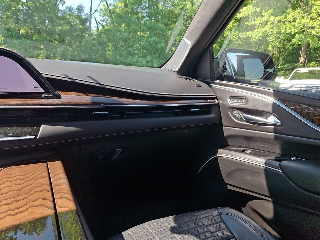 2022 Cadillac Escalade ESV Sport Platinum