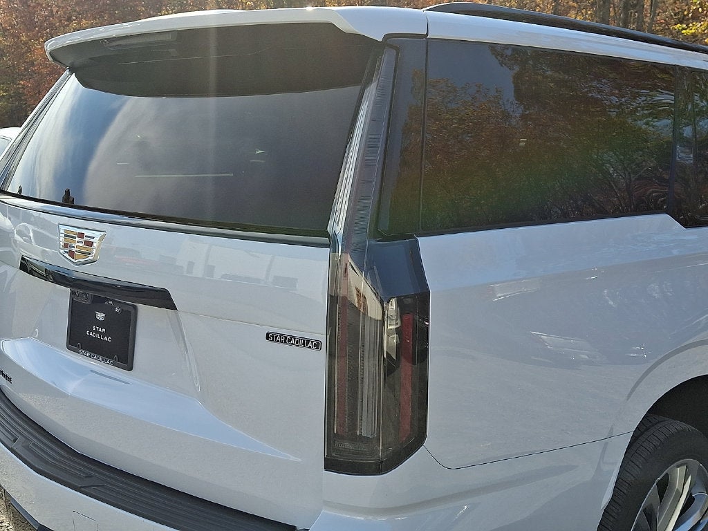 2027 Cadillac Escalade ESV 4WD Sport