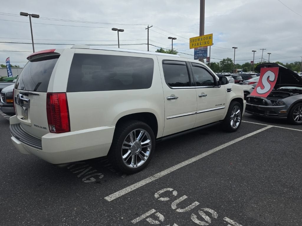 2010 Cadillac Escalade ESV Platinum Edition