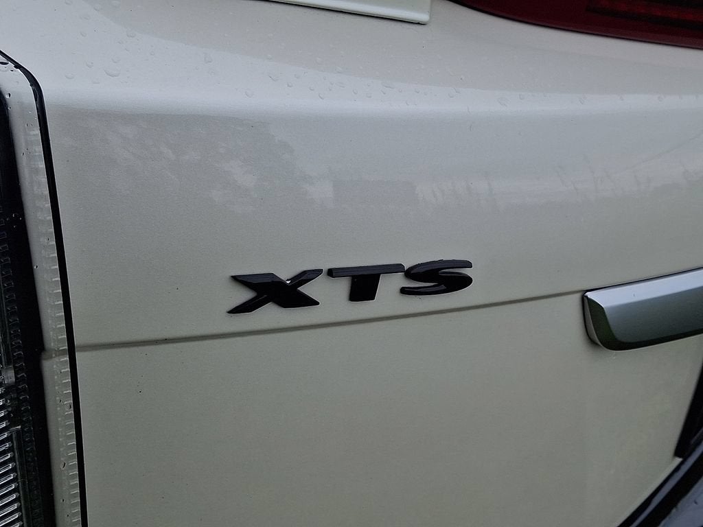 2013 Cadillac XTS Platinum