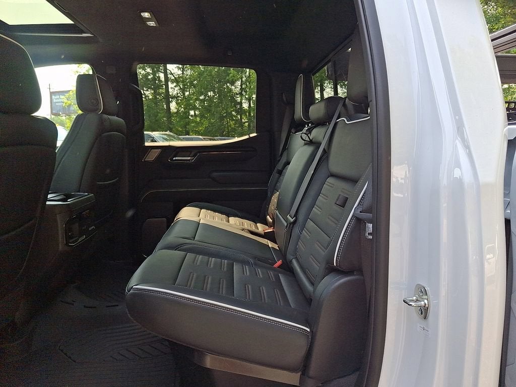 2025 GMC Sierra 1500 AT4X