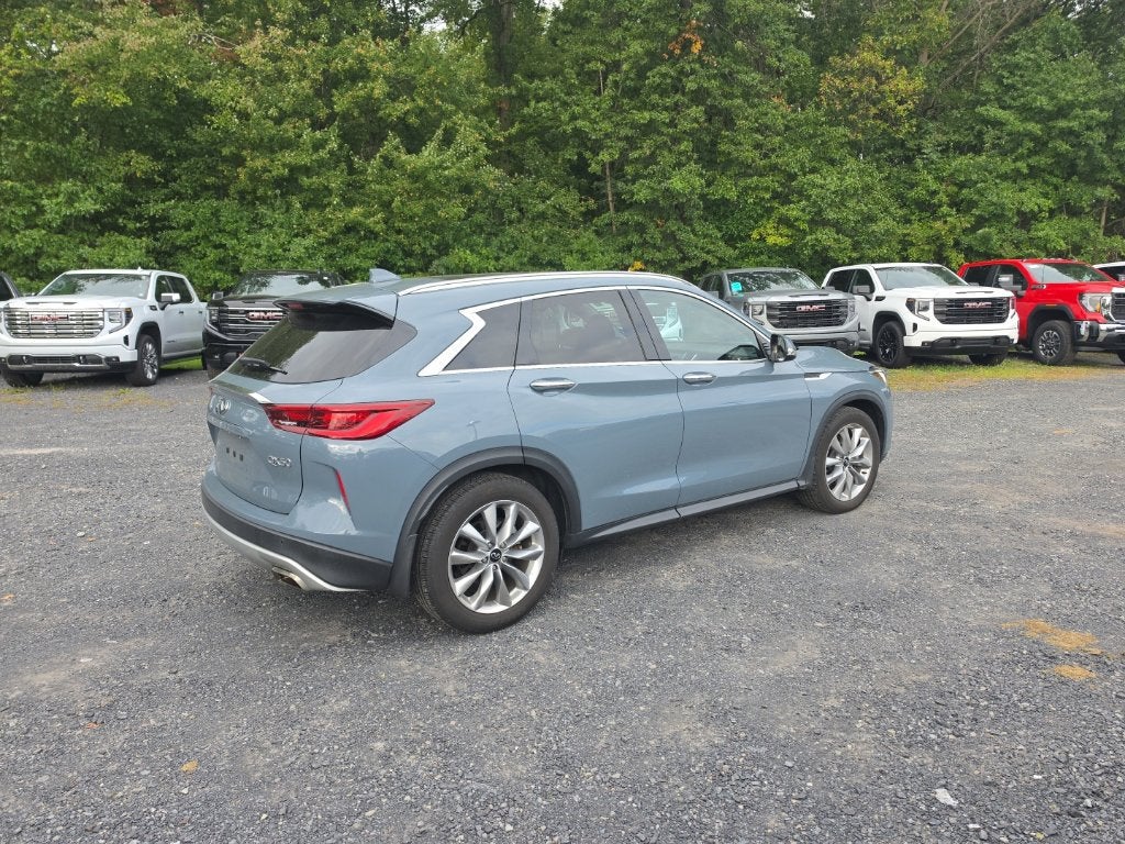 2022 INFINITI QX50 LUXE
