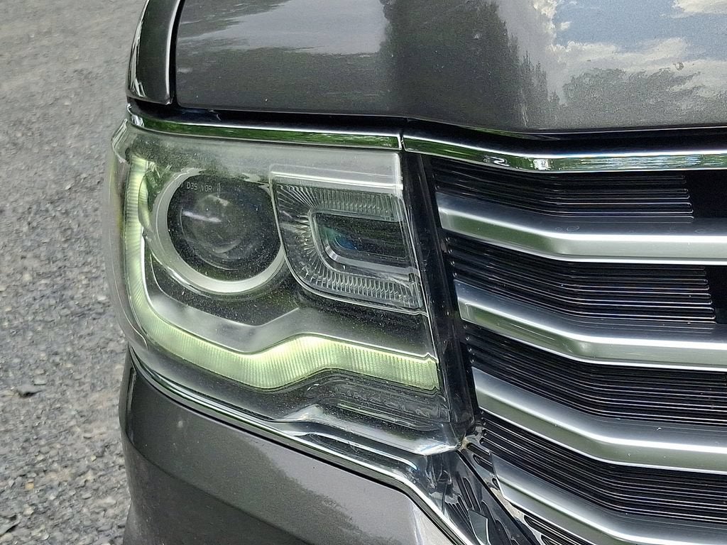 2015 Lincoln Navigator L Base