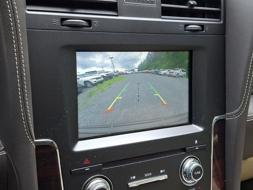 2015 Lincoln Navigator L Base