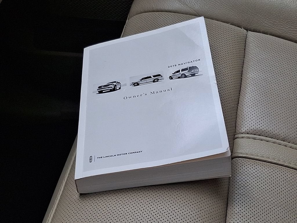 2015 Lincoln Navigator L Base