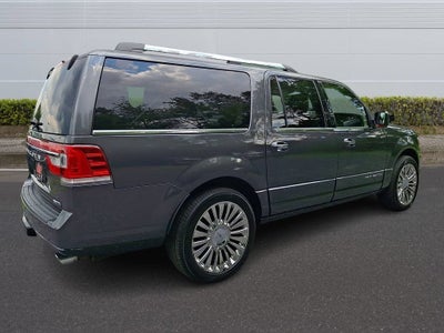 2015 Lincoln Navigator L Base