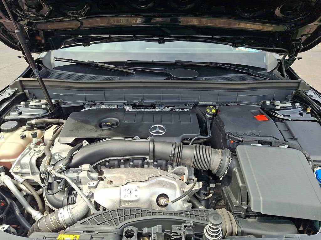 2023 Mercedes-Benz GLB 250 4MATIC®
