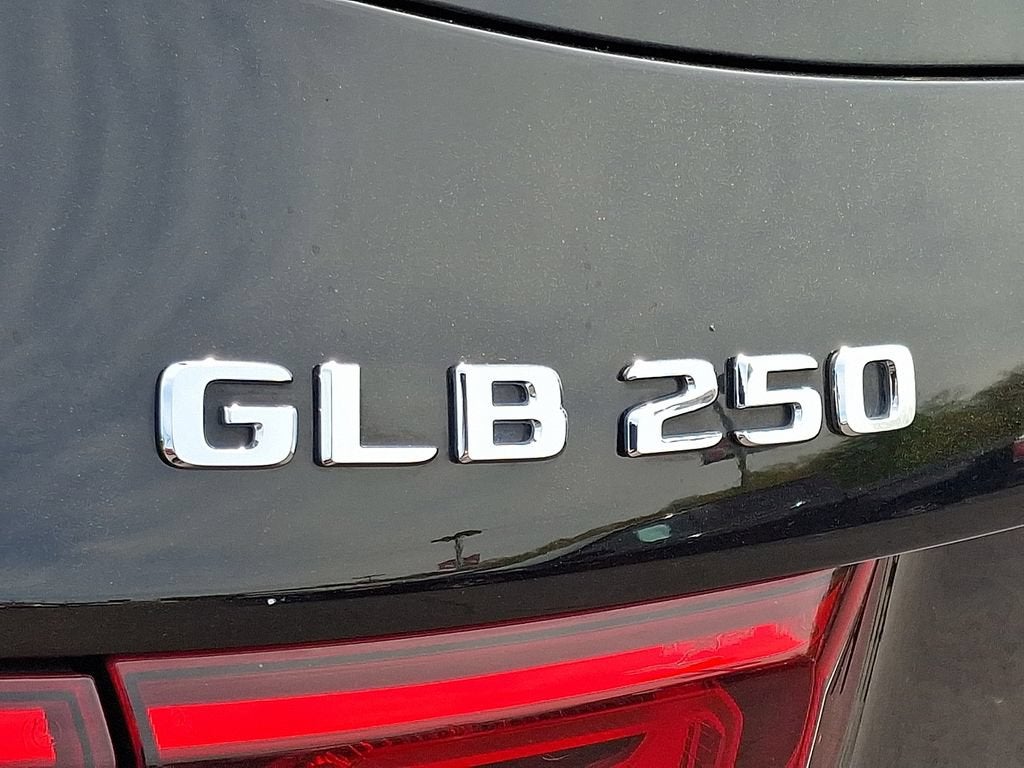 2023 Mercedes-Benz GLB 250 4MATIC®