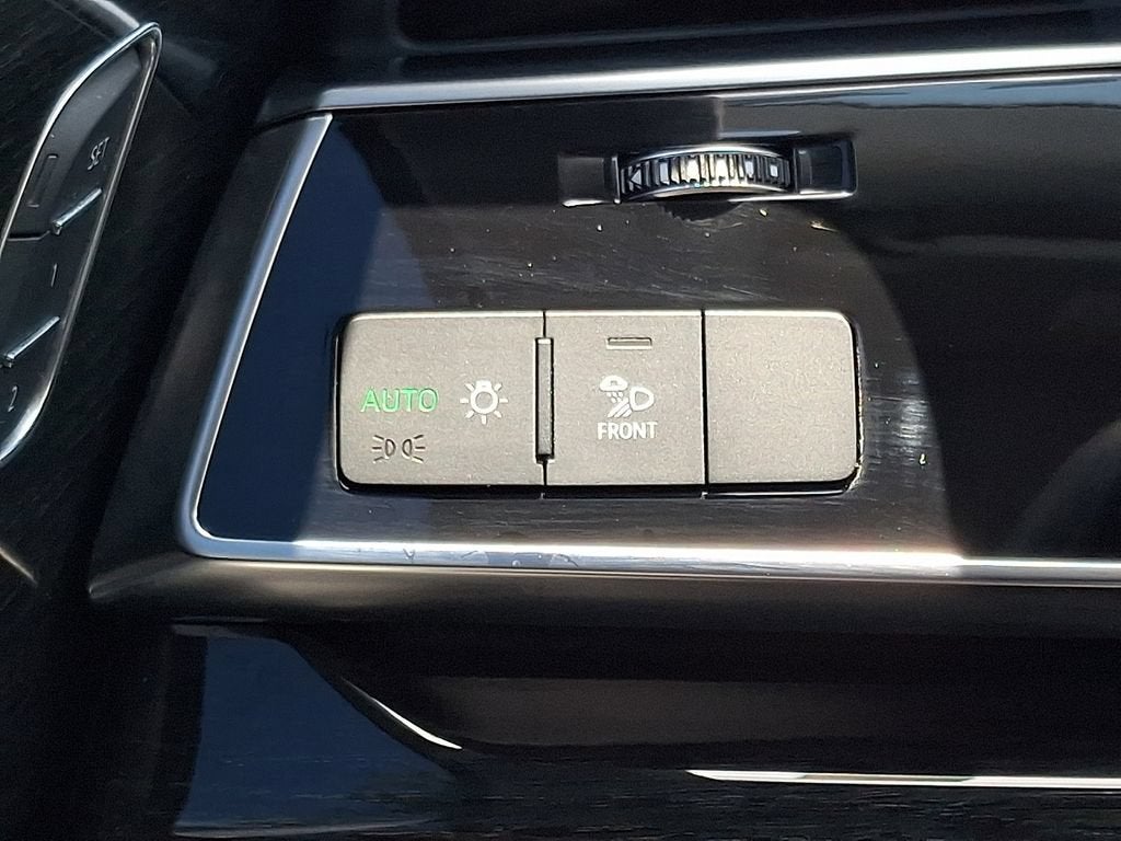 2019 Audi Q8 55 Premium