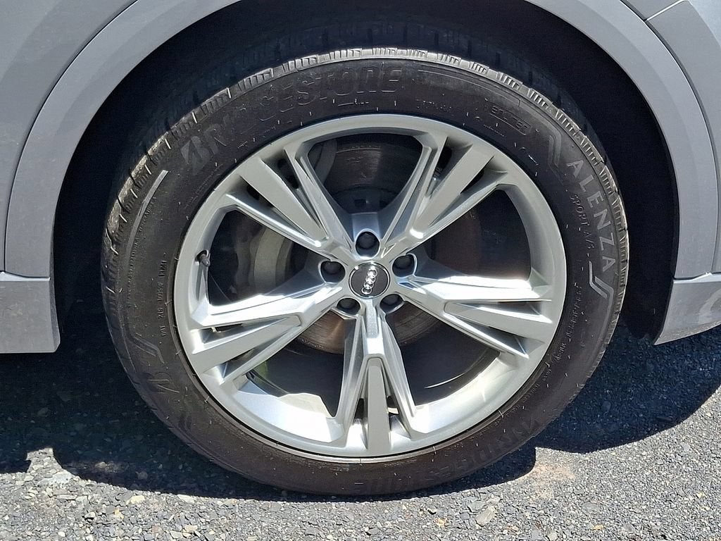 2019 Audi Q8 55 Premium