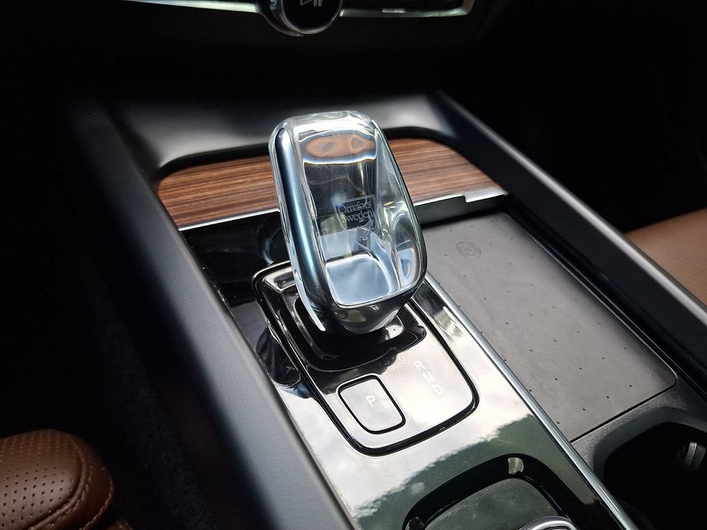 2022 Volvo XC60 B5 Inscription