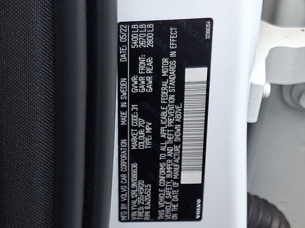 2022 Volvo XC60 B5 Inscription