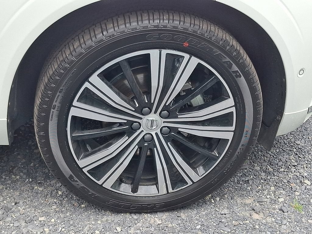 2022 Volvo XC60 B5 Inscription