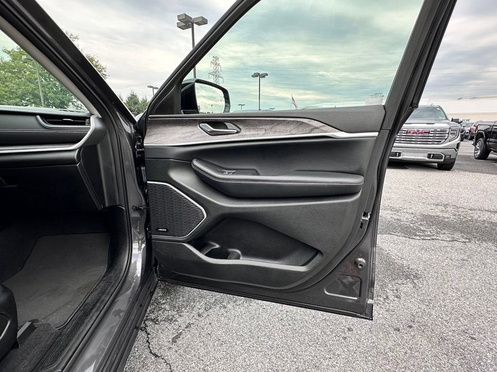 2022 Jeep Grand Cherokee L Limited 4x4