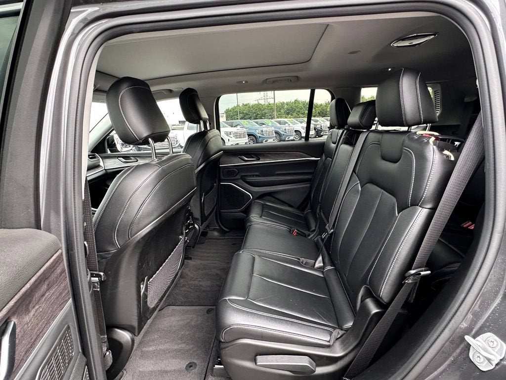 2022 Jeep Grand Cherokee L Limited 4x4
