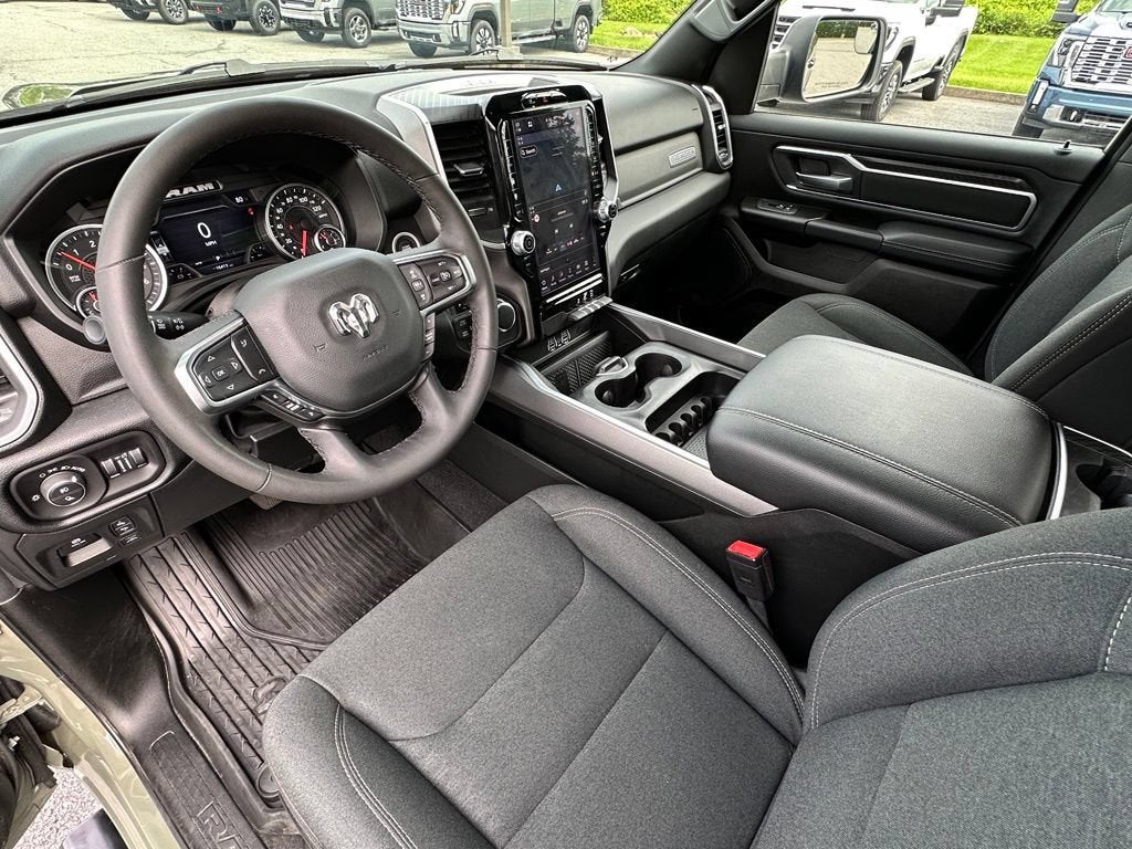 2026 RAM 1500 Big Horn Crew Cab 4x4 5'7" Box