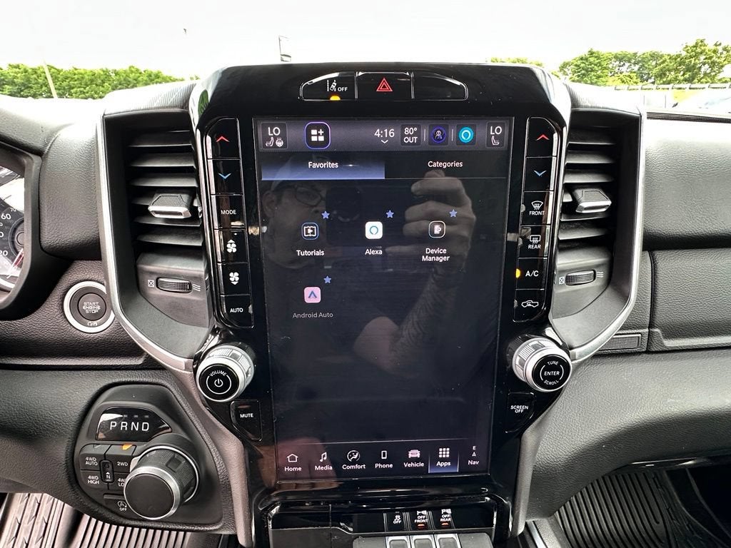 2026 RAM 1500 Big Horn Crew Cab 4x4 5'7" Box