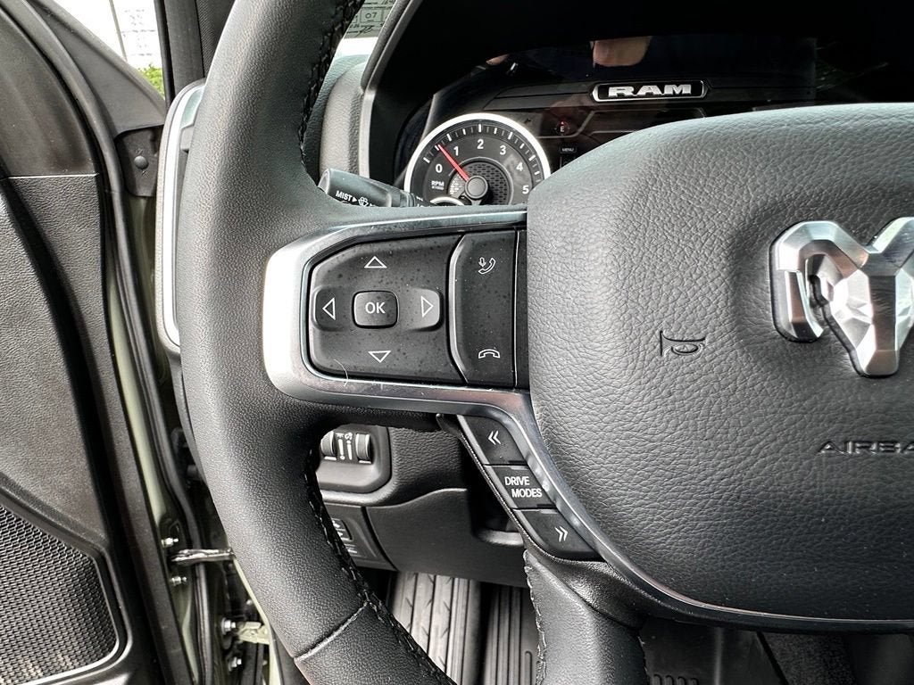 2026 RAM 1500 Big Horn Crew Cab 4x4 5'7" Box