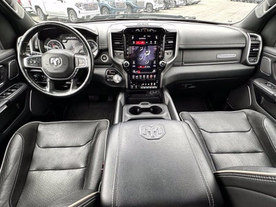 2020 RAM 1500 Laramie Crew Cab 4x4 5'7" Box