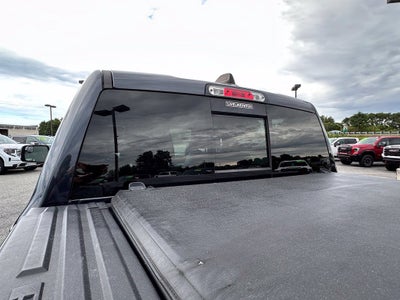 2020 RAM 1500 Laramie Crew Cab 4x4 5'7" Box