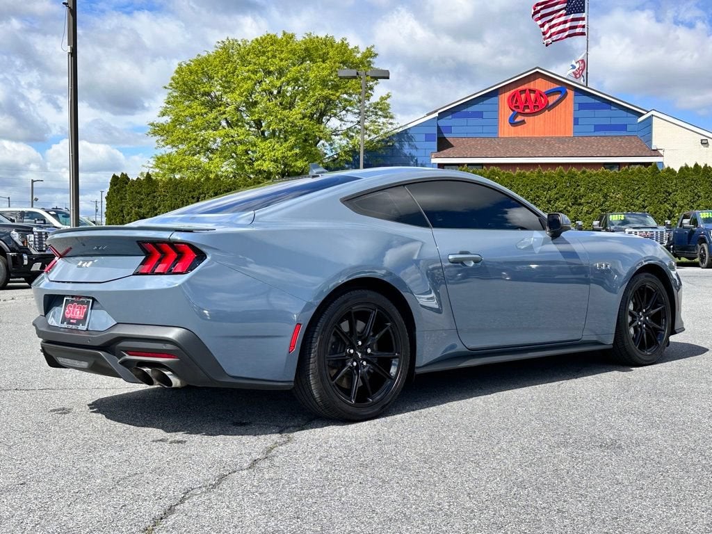 2024 Ford Mustang GT Premium Fastback