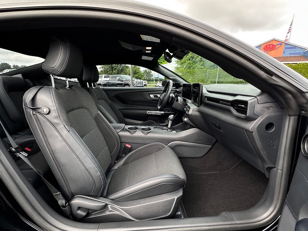 2024 Ford Mustang GT Fastback