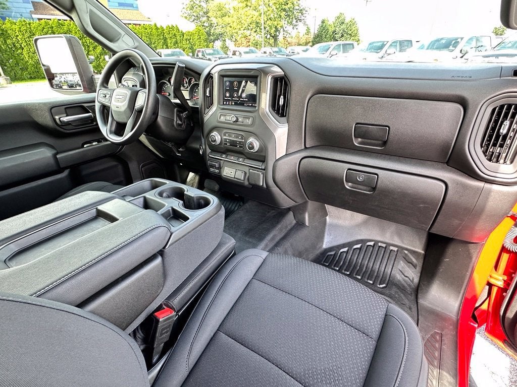 2025 GMC Sierra 3500 HD Chassis Cab Pro