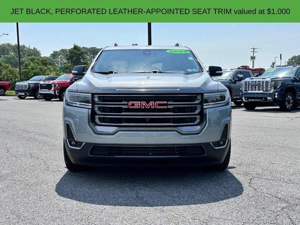 2023 GMC Acadia AT4
