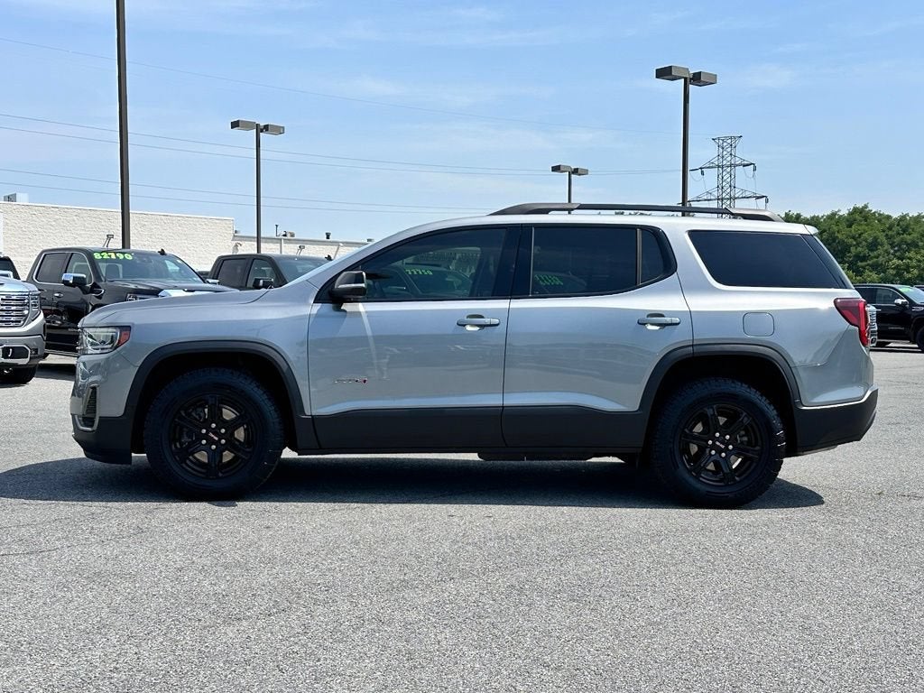 2023 GMC Acadia AT4