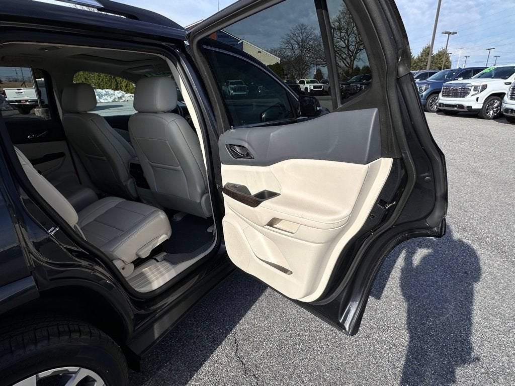 2021 GMC Acadia Denali