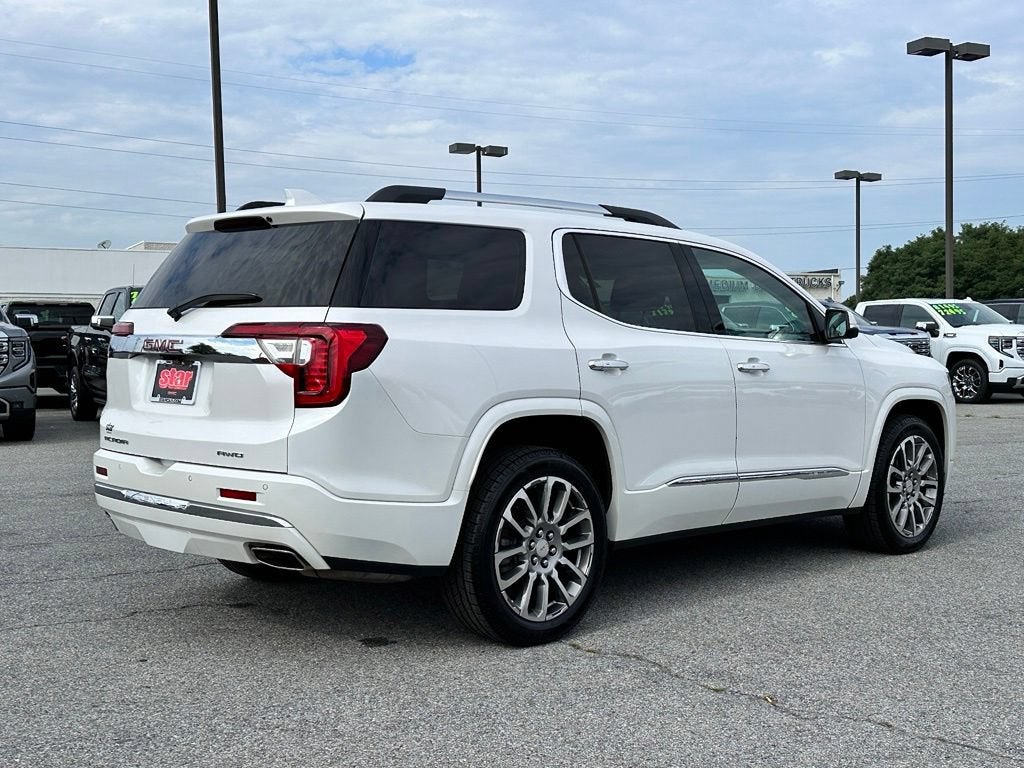 2023 GMC Acadia Denali