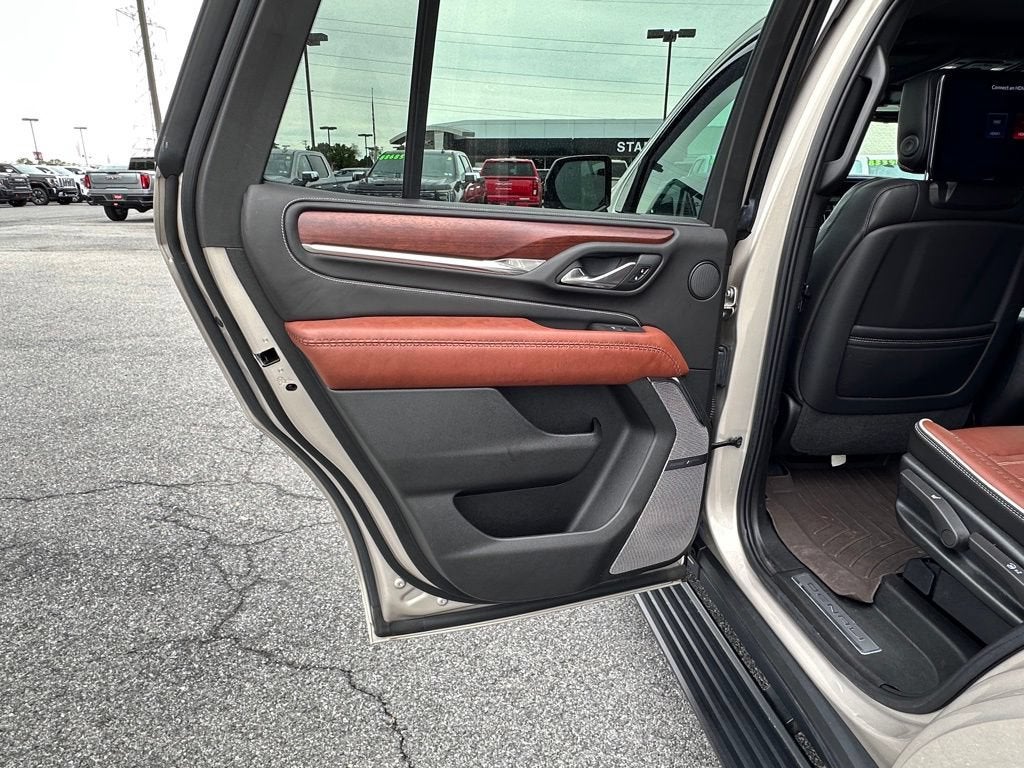 2023 GMC Yukon Denali Ultimate
