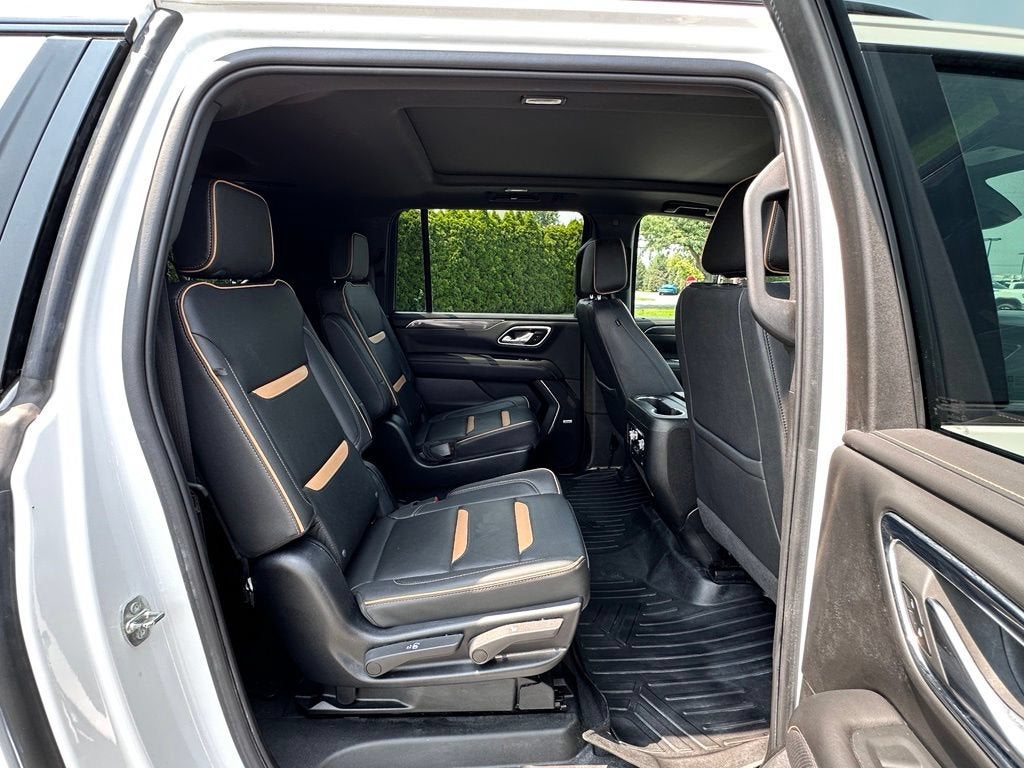 2023 GMC Yukon XL AT4