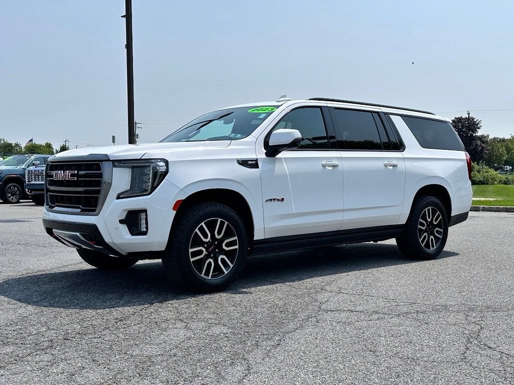 2023 GMC Yukon XL AT4
