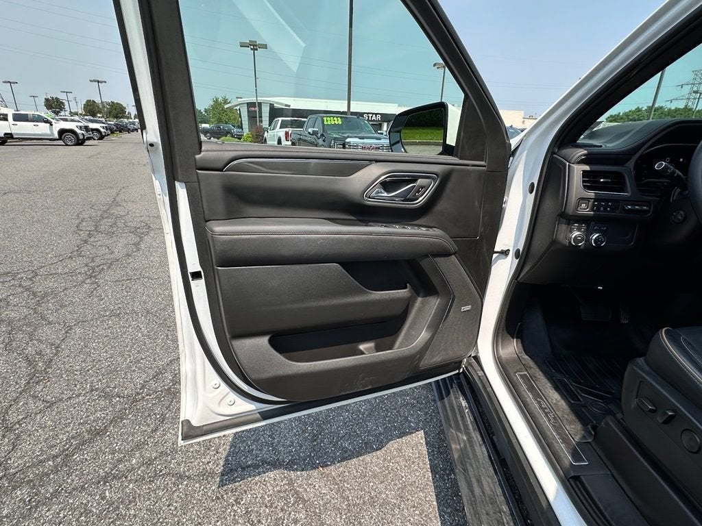 2023 GMC Yukon XL AT4