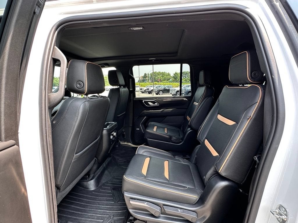 2023 GMC Yukon XL AT4