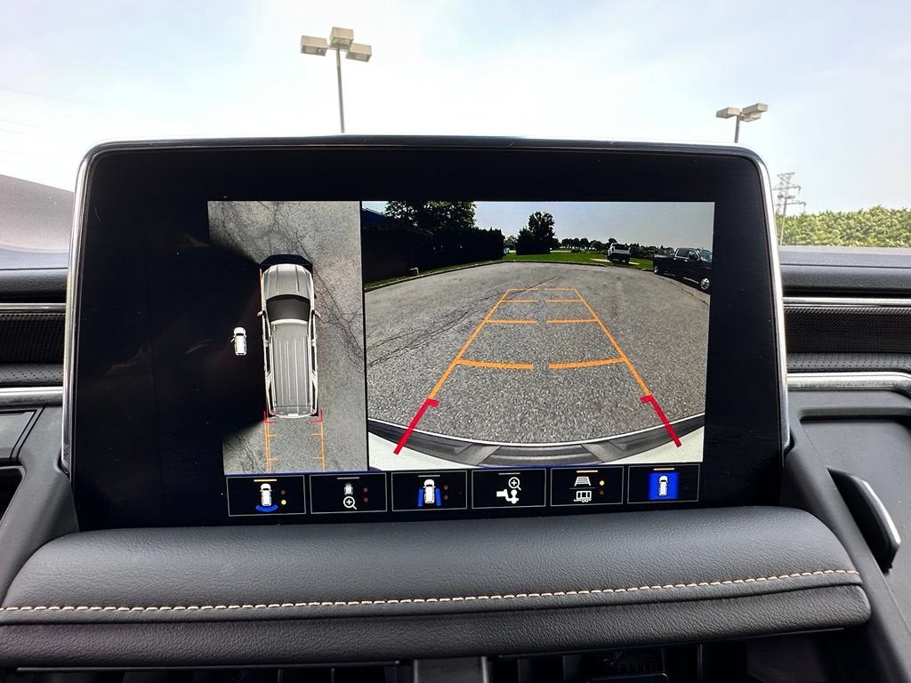 2023 GMC Yukon XL AT4