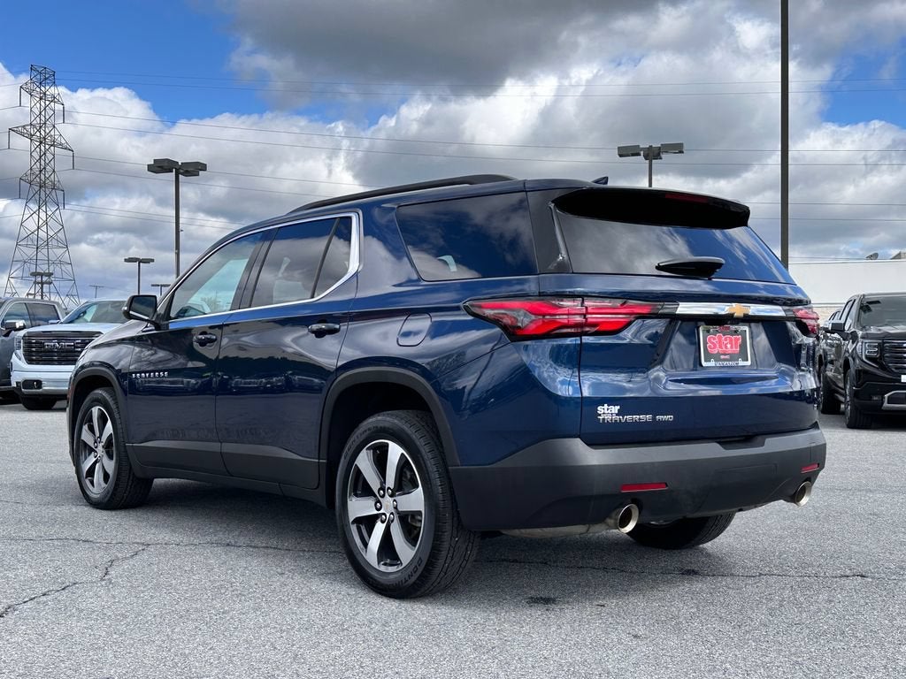 2023 Chevrolet Traverse LT Leather