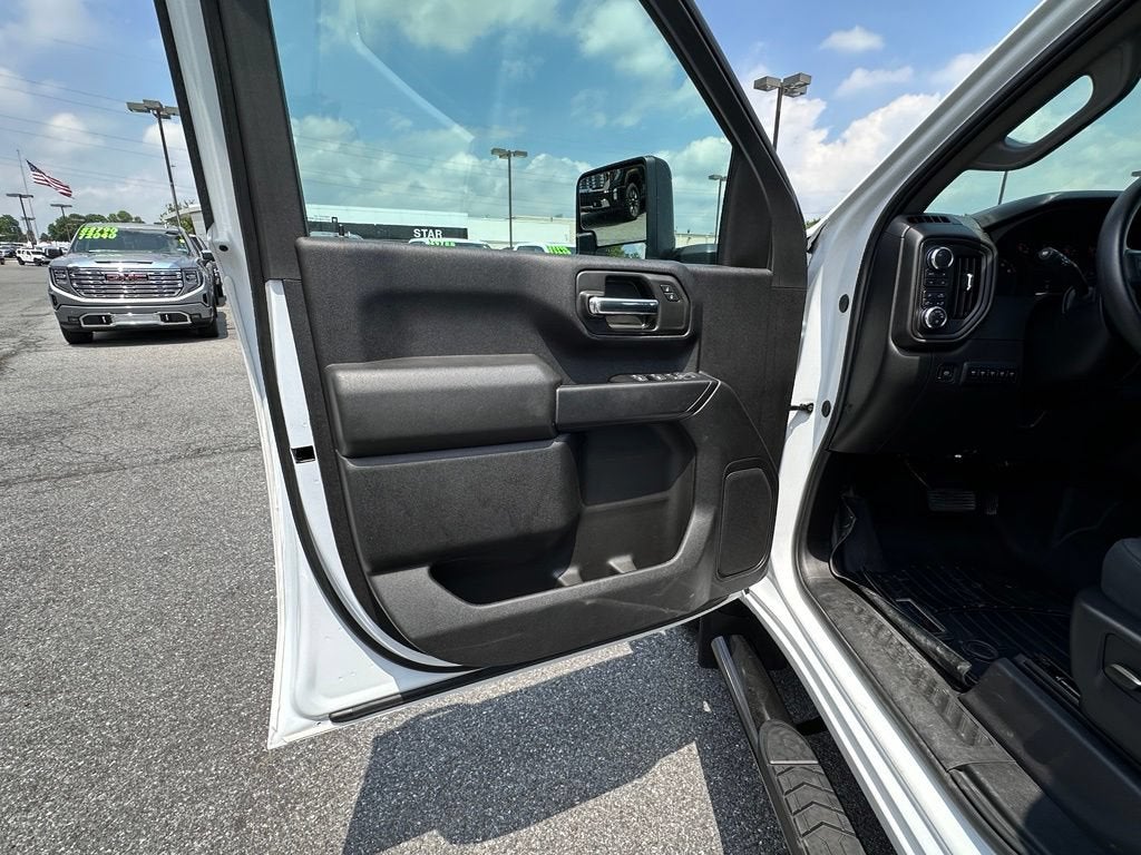 2024 GMC Sierra 2500 HD Pro