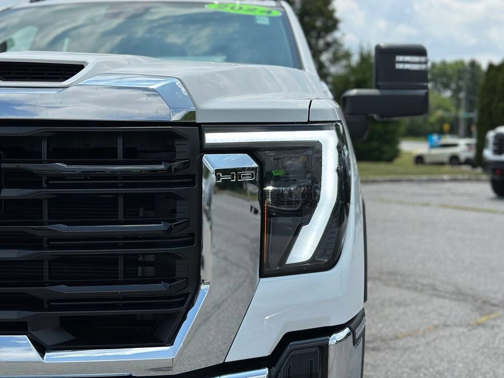 2024 GMC Sierra 2500 HD Pro