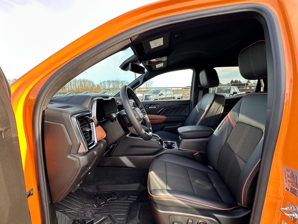 2025 GMC Canyon AT4