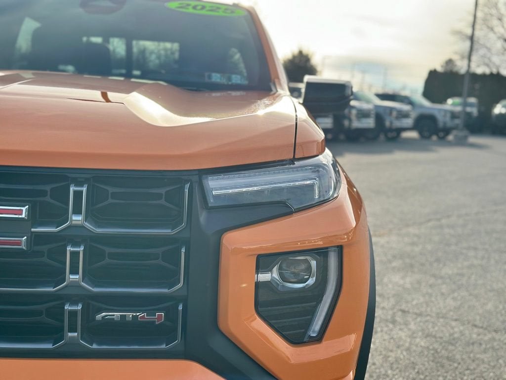 2025 GMC Canyon AT4