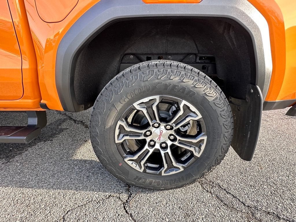 2025 GMC Canyon AT4